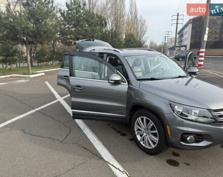 Сірий Фольксваген Тігуан, об'ємом двигуна 1.98 л та пробігом 180 тис. км за 11500 $, фото 17 на Automoto.ua