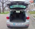 Серый Фольксваген Тигуан, объемом двигателя 1.98 л и пробегом 182 тыс. км за 14500 $, фото 6 на Automoto.ua