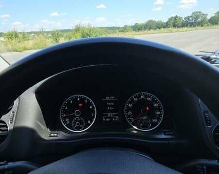 Серый Фольксваген Тигуан, объемом двигателя 1.98 л и пробегом 193 тыс. км за 14500 $, фото 2 на Automoto.ua