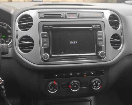 Сірий Фольксваген Тігуан, об'ємом двигуна 1.98 л та пробігом 148 тис. км за 14200 $, фото 11 на Automoto.ua