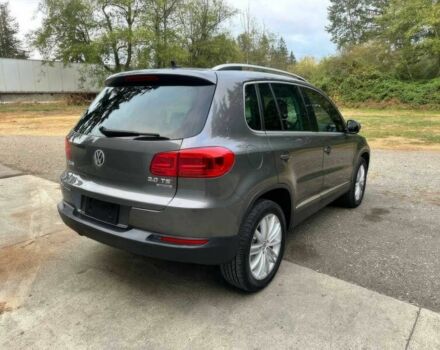 Сірий Фольксваген Тігуан, об'ємом двигуна 2 л та пробігом 80 тис. км за 4500 $, фото 5 на Automoto.ua