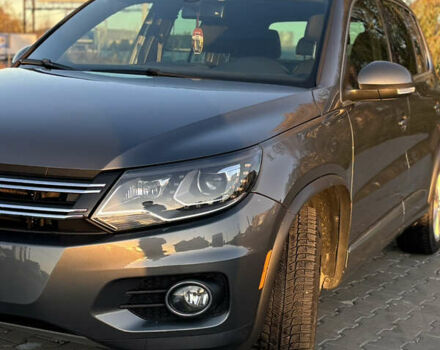 Серый Фольксваген Тигуан, объемом двигателя 2 л и пробегом 163 тыс. км за 14300 $, фото 4 на Automoto.ua