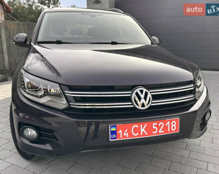 Серый Фольксваген Тигуан, объемом двигателя 1.98 л и пробегом 64 тыс. км за 15300 $, фото 4 на Automoto.ua