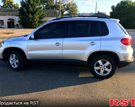 Сірий Фольксваген Тігуан, об'ємом двигуна 2 л та пробігом 170 тис. км за 12500 $, фото 8 на Automoto.ua