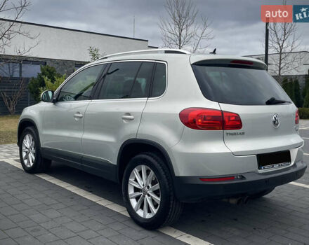 Серый Фольксваген Тигуан, объемом двигателя 2 л и пробегом 165 тыс. км за 15500 $, фото 29 на Automoto.ua