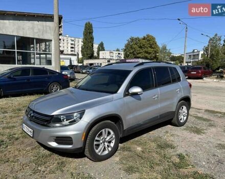 Сірий Фольксваген Тігуан, об'ємом двигуна 1.98 л та пробігом 135 тис. км за 12500 $, фото 19 на Automoto.ua
