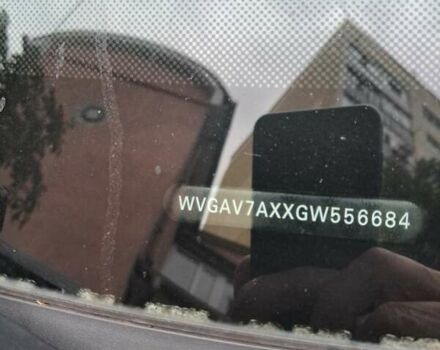 Серый Фольксваген Тигуан, объемом двигателя 1.98 л и пробегом 198 тыс. км за 14500 $, фото 5 на Automoto.ua