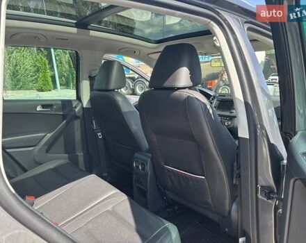 Сірий Фольксваген Тігуан, об'ємом двигуна 1.98 л та пробігом 175 тис. км за 13100 $, фото 18 на Automoto.ua