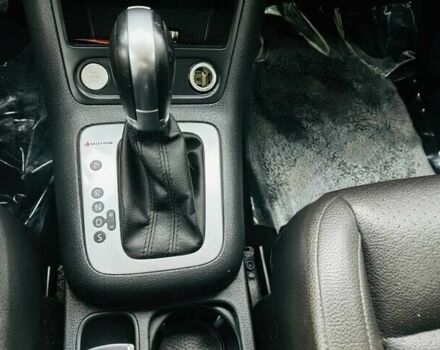 Сірий Фольксваген Тігуан, об'ємом двигуна 2 л та пробігом 80 тис. км за 2500 $, фото 8 на Automoto.ua