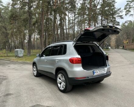 Серый Фольксваген Тигуан, объемом двигателя 2 л и пробегом 194 тыс. км за 12400 $, фото 10 на Automoto.ua