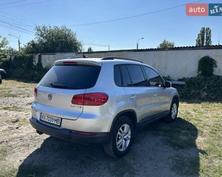 Сірий Фольксваген Тігуан, об'ємом двигуна 1.98 л та пробігом 135 тис. км за 12500 $, фото 3 на Automoto.ua