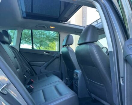 Сірий Фольксваген Тігуан, об'ємом двигуна 2 л та пробігом 79 тис. км за 11200 $, фото 9 на Automoto.ua