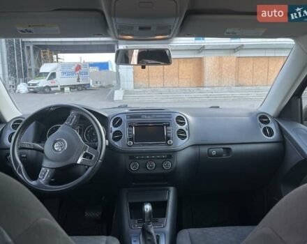 Серый Фольксваген Тигуан, объемом двигателя 1.98 л и пробегом 193 тыс. км за 11999 $, фото 7 на Automoto.ua