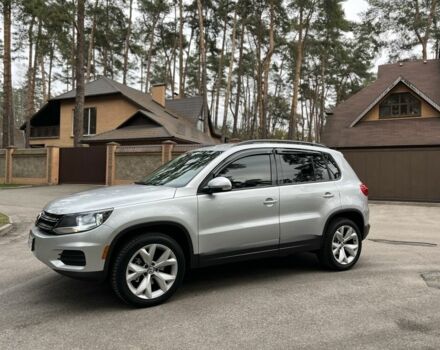 Серый Фольксваген Тигуан, объемом двигателя 2 л и пробегом 194 тыс. км за 12400 $, фото 2 на Automoto.ua