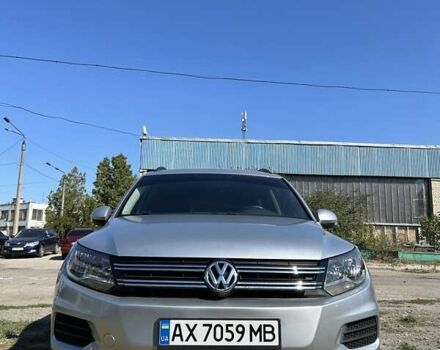 Сірий Фольксваген Тігуан, об'ємом двигуна 1.98 л та пробігом 135 тис. км за 12500 $, фото 4 на Automoto.ua
