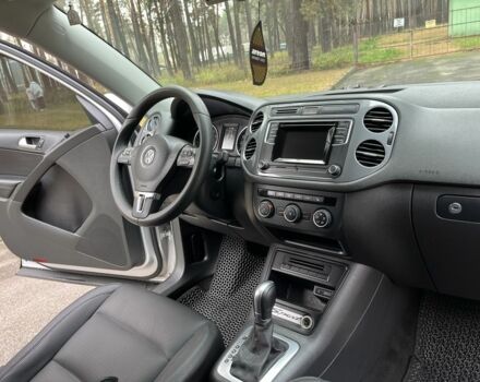 Серый Фольксваген Тигуан, объемом двигателя 2 л и пробегом 194 тыс. км за 12400 $, фото 19 на Automoto.ua