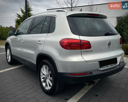 Серый Фольксваген Тигуан, объемом двигателя 2 л и пробегом 165 тыс. км за 15500 $, фото 22 на Automoto.ua