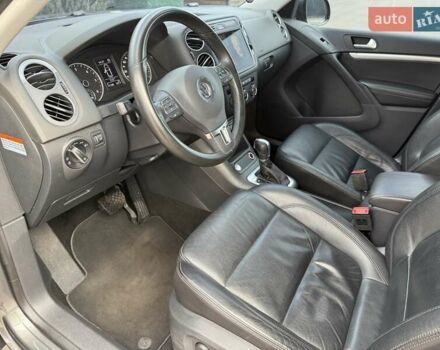 Фольксваген Тигуан 2015 в Борисполе на Automoto.ua Серый Фольксваген Тигуан, объемом двигателя 1.97 л и пробегом 169 тыс. км за 16500 $, фото 39 на Automoto.ua