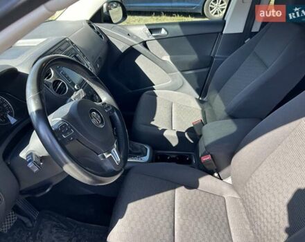 Сірий Фольксваген Тігуан, об'ємом двигуна 1.98 л та пробігом 135 тис. км за 12500 $, фото 8 на Automoto.ua