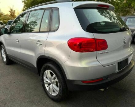 Сірий Фольксваген Тігуан, об'ємом двигуна 2 л та пробігом 71 тис. км за 7000 $, фото 6 на Automoto.ua