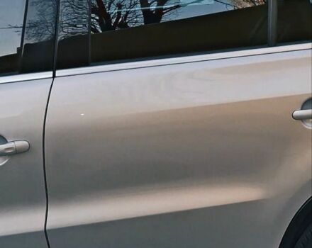 Серый Фольксваген Тигуан, объемом двигателя 2 л и пробегом 121 тыс. км за 13500 $, фото 2 на Automoto.ua