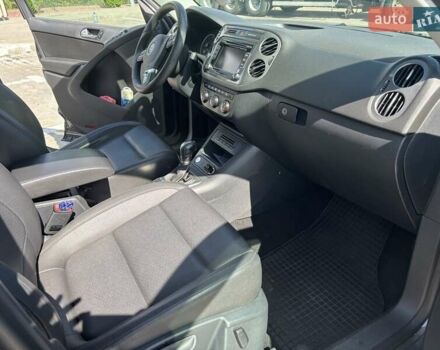 Сірий Фольксваген Тігуан, об'ємом двигуна 1.98 л та пробігом 175 тис. км за 13100 $, фото 15 на Automoto.ua