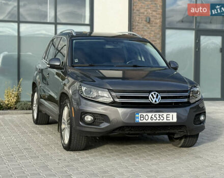 Сірий Фольксваген Тігуан, об'ємом двигуна 2 л та пробігом 176 тис. км за 12400 $, фото 3 на Automoto.ua