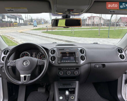 Серый Фольксваген Тигуан, объемом двигателя 2 л и пробегом 125 тыс. км за 14999 $, фото 56 на Automoto.ua