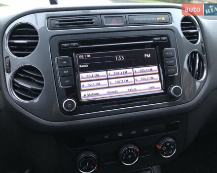 Сірий Фольксваген Тігуан, об'ємом двигуна 1.97 л та пробігом 214 тис. км за 12500 $, фото 21 на Automoto.ua