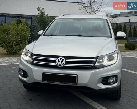 Серый Фольксваген Тигуан, объемом двигателя 2 л и пробегом 165 тыс. км за 15500 $, фото 10 на Automoto.ua