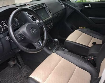 Серый Фольксваген Тигуан, объемом двигателя 1.98 л и пробегом 198 тыс. км за 14500 $, фото 2 на Automoto.ua