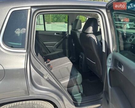 Сірий Фольксваген Тігуан, об'ємом двигуна 1.98 л та пробігом 175 тис. км за 13100 $, фото 17 на Automoto.ua