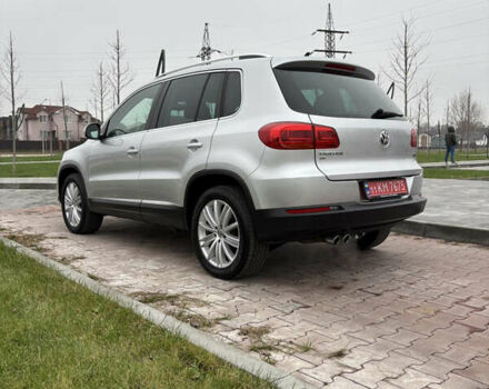 Серый Фольксваген Тигуан, объемом двигателя 2 л и пробегом 125 тыс. км за 14999 $, фото 8 на Automoto.ua