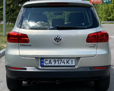 Сірий Фольксваген Тігуан, об'ємом двигуна 2 л та пробігом 224 тис. км за 13900 $, фото 19 на Automoto.ua