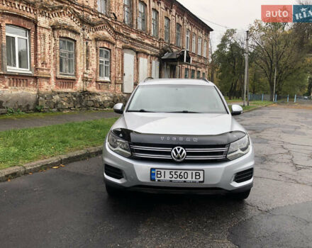 Сірий Фольксваген Тігуан, об'ємом двигуна 1.98 л та пробігом 197 тис. км за 13500 $, фото 1 на Automoto.ua