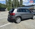 Сірий Фольксваген Тігуан, об'ємом двигуна 1.98 л та пробігом 175 тис. км за 13100 $, фото 5 на Automoto.ua