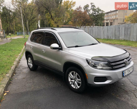 Сірий Фольксваген Тігуан, об'ємом двигуна 1.98 л та пробігом 197 тис. км за 13500 $, фото 8 на Automoto.ua
