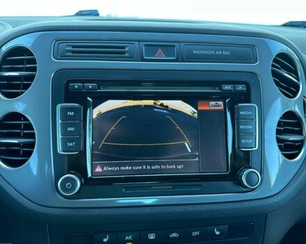 Серый Фольксваген Тигуан, объемом двигателя 2 л и пробегом 78 тыс. км за 4644 $, фото 9 на Automoto.ua