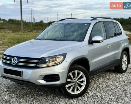 Серый Фольксваген Тигуан, объемом двигателя 1.98 л и пробегом 150 тыс. км за 13999 $, фото 1 на Automoto.ua