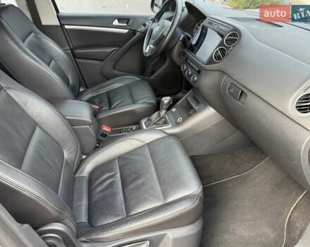 Фольксваген Тигуан 2015 в Борисполе на Automoto.ua Серый Фольксваген Тигуан, объемом двигателя 1.97 л и пробегом 169 тыс. км за 16500 $, фото 51 на Automoto.ua