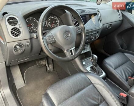 Фольксваген Тигуан 2015 в Борисполе на Automoto.ua Серый Фольксваген Тигуан, объемом двигателя 1.97 л и пробегом 169 тыс. км за 16500 $, фото 41 на Automoto.ua