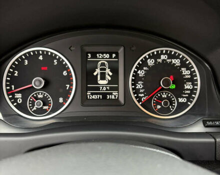 Серый Фольксваген Тигуан, объемом двигателя 2 л и пробегом 125 тыс. км за 14999 $, фото 43 на Automoto.ua