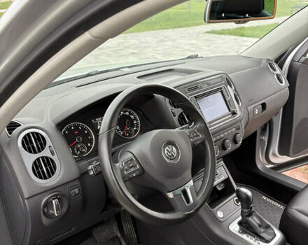 Серый Фольксваген Тигуан, объемом двигателя 2 л и пробегом 125 тыс. км за 14999 $, фото 55 на Automoto.ua