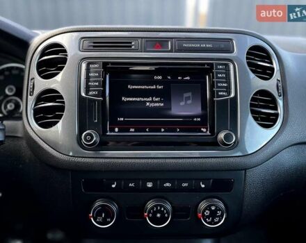 Серый Фольксваген Тигуан, объемом двигателя 1.97 л и пробегом 162 тыс. км за 17499 $, фото 20 на Automoto.ua