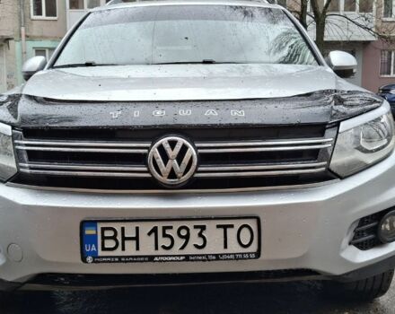 Серый Фольксваген Тигуан, объемом двигателя 2 л и пробегом 121 тыс. км за 13500 $, фото 15 на Automoto.ua