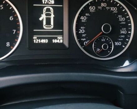 Серый Фольксваген Тигуан, объемом двигателя 2 л и пробегом 121 тыс. км за 13500 $, фото 7 на Automoto.ua