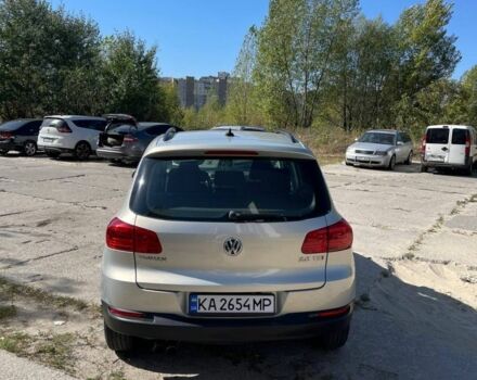 Серый Фольксваген Тигуан, объемом двигателя 2 л и пробегом 145 тыс. км за 12600 $, фото 6 на Automoto.ua