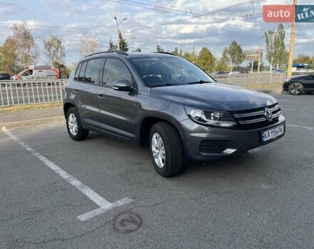 Серый Фольксваген Тигуан, объемом двигателя 1.98 л и пробегом 193 тыс. км за 11999 $, фото 3 на Automoto.ua
