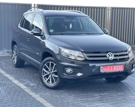 Серый Фольксваген Тигуан, объемом двигателя 2 л и пробегом 160 тыс. км за 17499 $, фото 2 на Automoto.ua