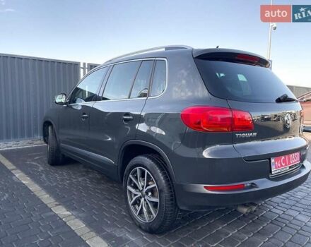 Серый Фольксваген Тигуан, объемом двигателя 1.97 л и пробегом 162 тыс. км за 17499 $, фото 1 на Automoto.ua